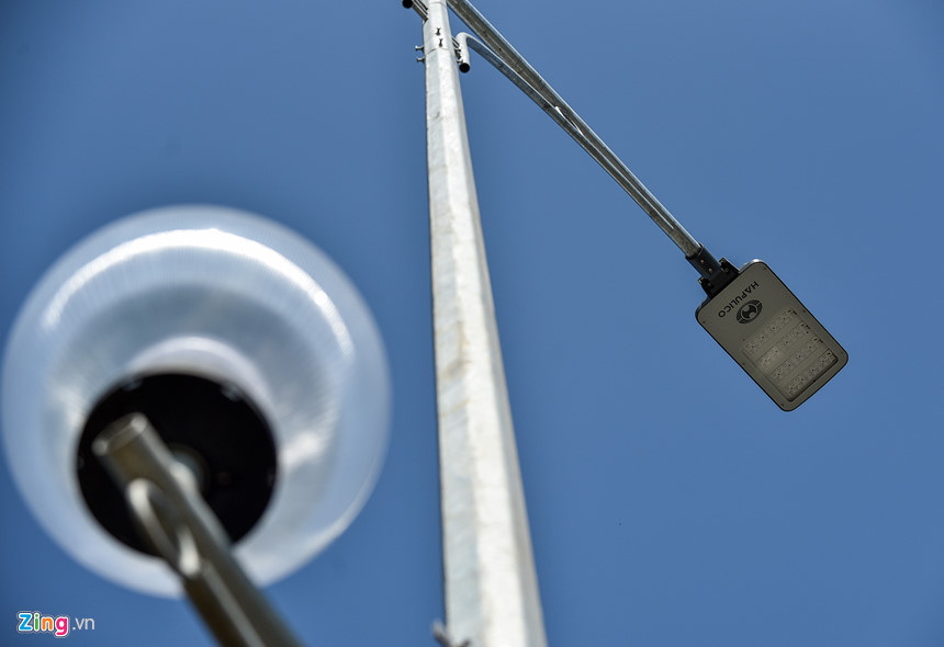 Tuyến đường 10 làn xe chạy qua khu đô thị khổng lồ ở Hà Nội